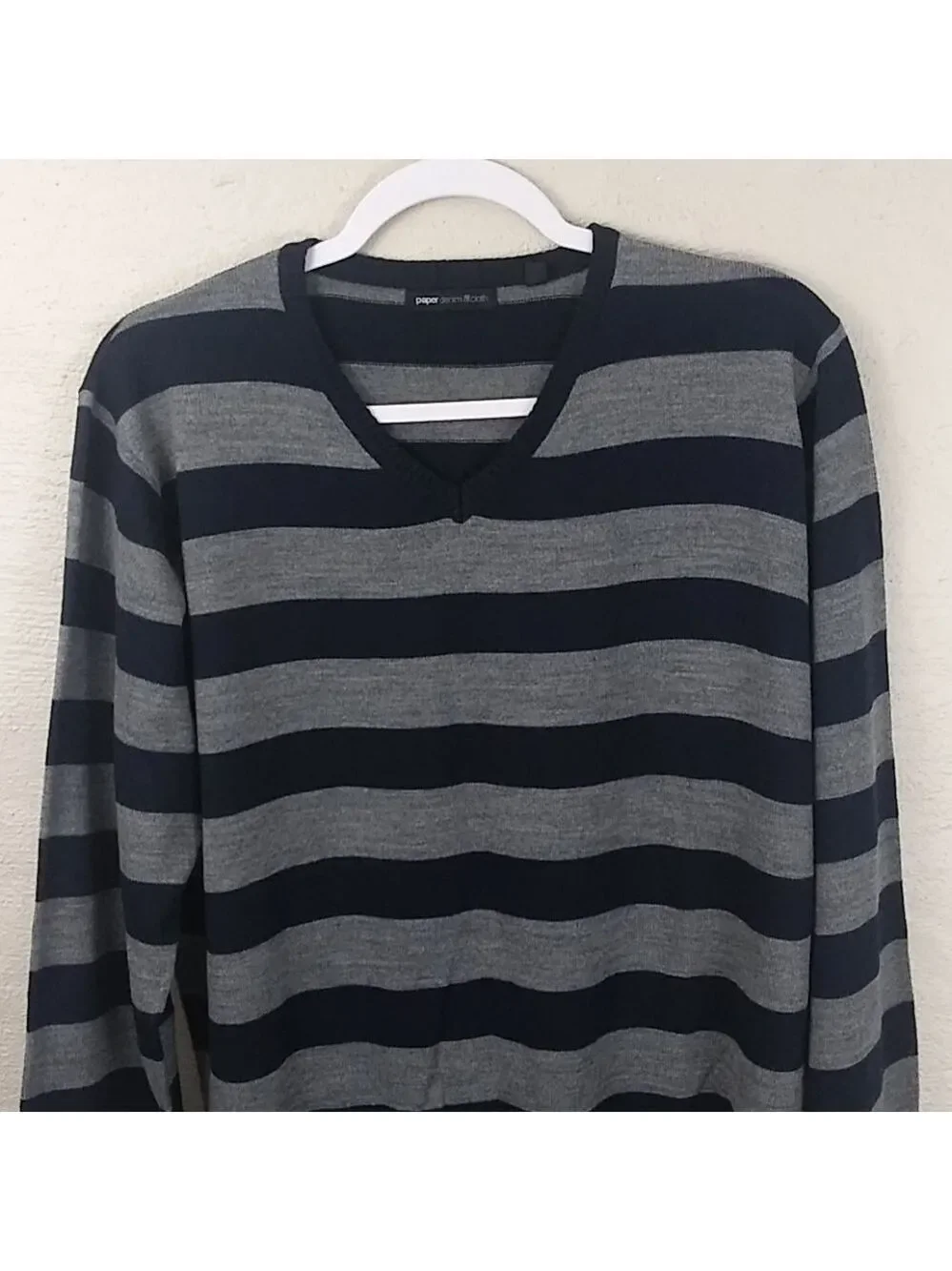 Paper Denim & Cloth Blue Stripe V-Neck Long Sleeve Pullover Light Weight Sweater